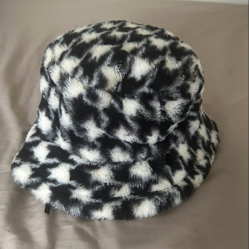 Fuzzy bucket hat
